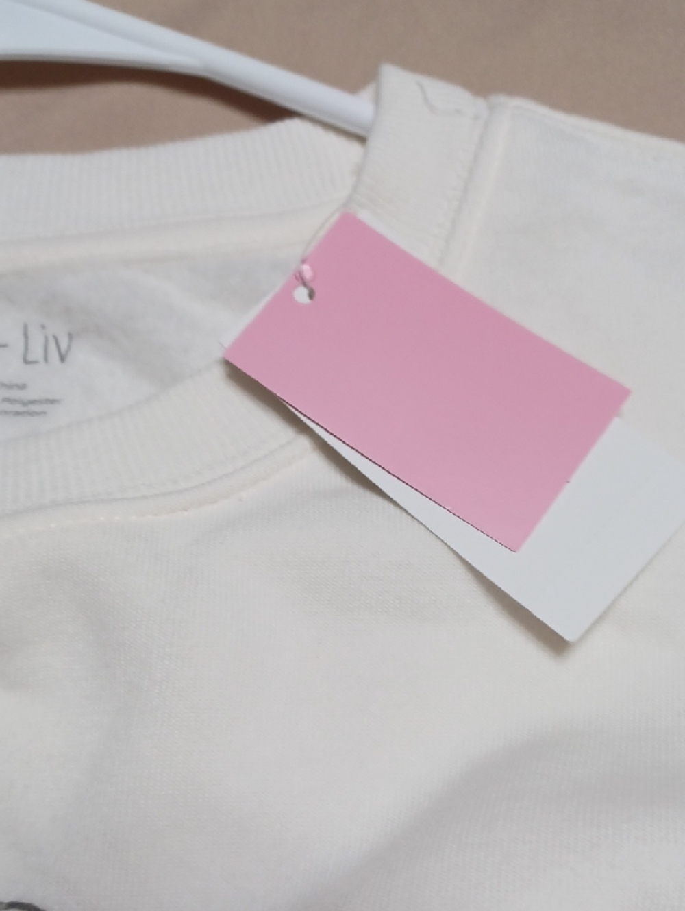Zoe + Liv White Ribbed Crewneck Tee - Picture 5 of 5
